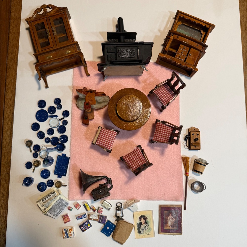 Dollhouse Miniatures 1:12 Scale Lot #2 Furniture Kitchen Set